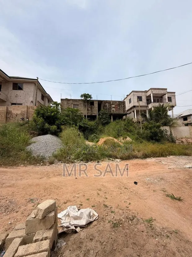 10bdrm House in Sam Properties, Old Barrier for sale · Photo 1