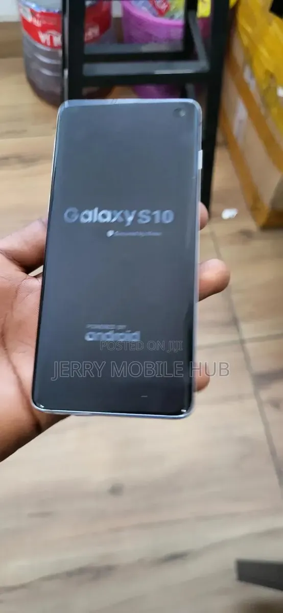 Samsung Galaxy S10 128 GB · Photo 1