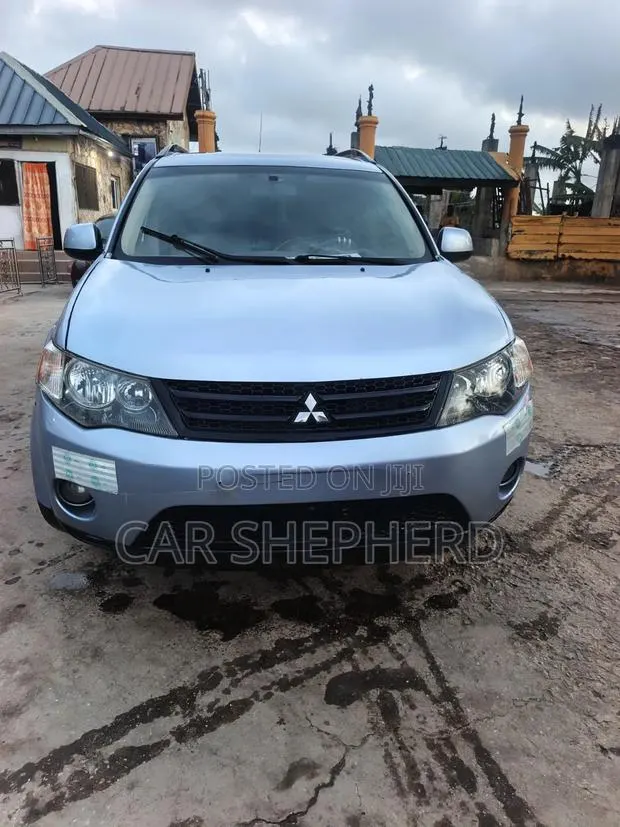 Mitsubishi Outlander ES 2010 Blue · Photo 1