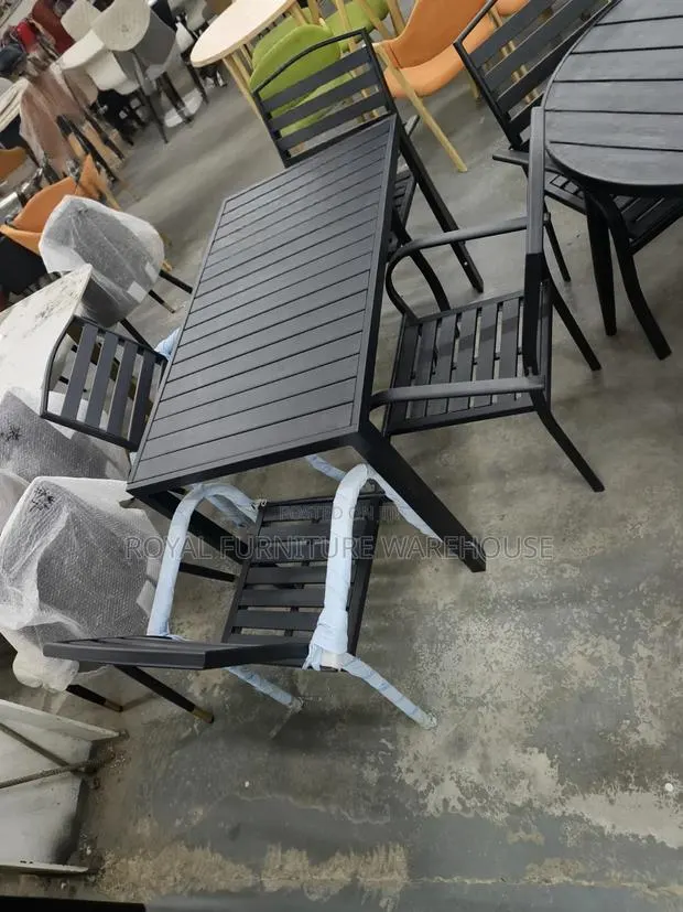 Rectangular 4 Seater Garden Dining Set · Photo 1