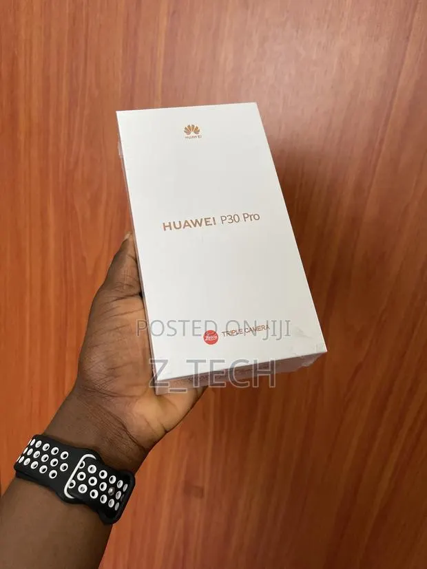 New Huawei P30 Pro 128 GB Black · Photo 1