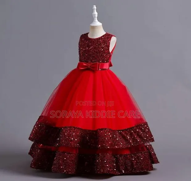 Red Cinderella Dress · Photo 1