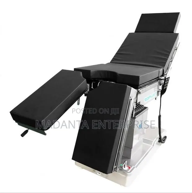 Hydraulic Theatre Bed · Photo 1