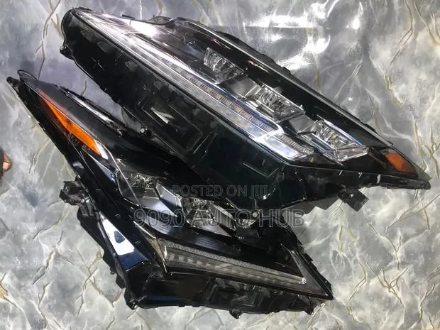 Lexus RX350 2016, 2017, 2018, 2019, 2020 Headlight – Foreign Used · Photo 1