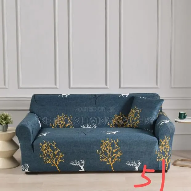Change Your Sofa Look in Minute · Photo 1