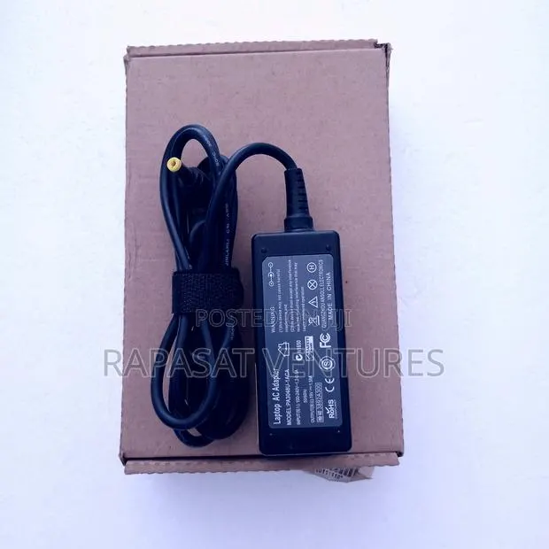 Acer 19v 1.58A Yellow Big Pin · Photo 1