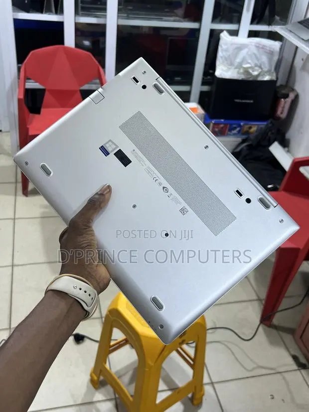 Laptop HP EliteBook 745 G5 8GB AMD Ryzen 5 SSD 256GB · Photo 1
