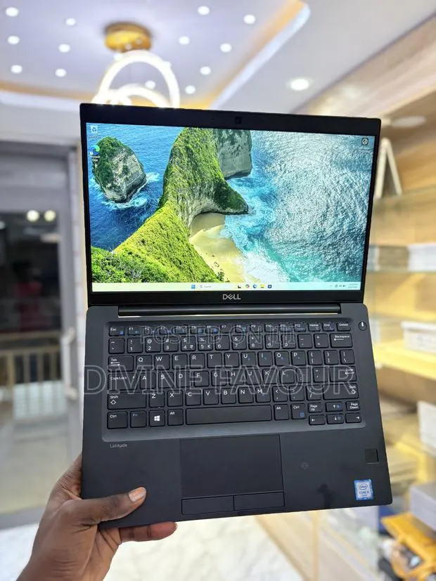 Laptop Dell Latitude 7380 16GB Intel Core i5 SSD 256GB · Photo 1