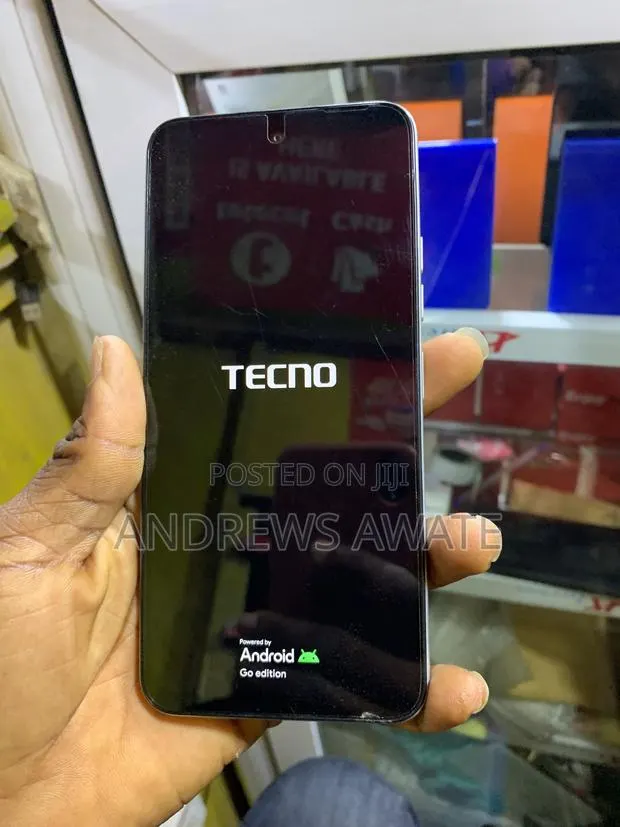 Tecno Pop 10 64 GB White · Photo 1