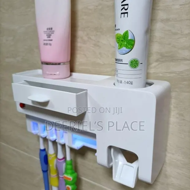 Toothbrush/Toothpaste Dispenser · Photo 1