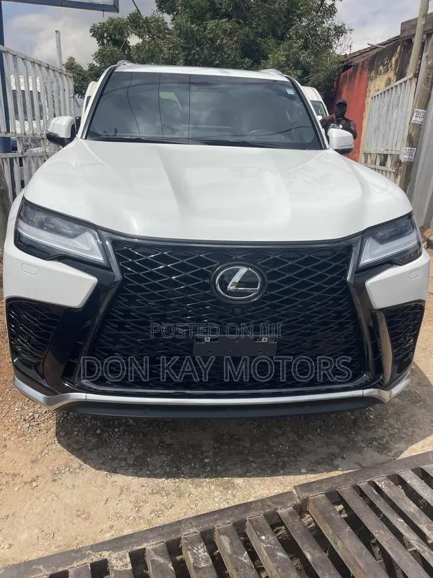 New Lexus LX 600 2024 White · Photo 1