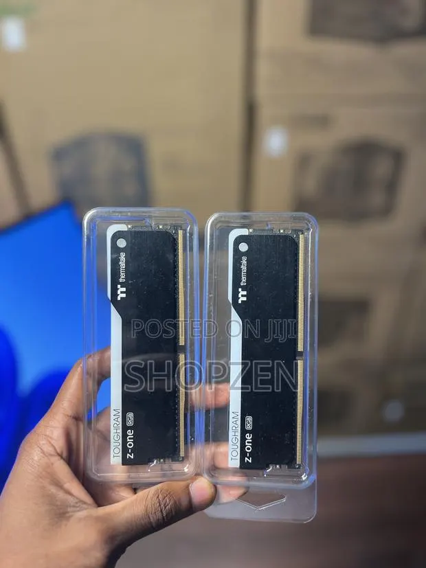 Thermaltake Toughram Z-One RGB Ddr4 Desktop Ram · Photo 1