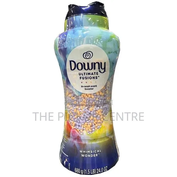 Downy Ultimate Fusions in-Wash Scent Booster · Photo 1