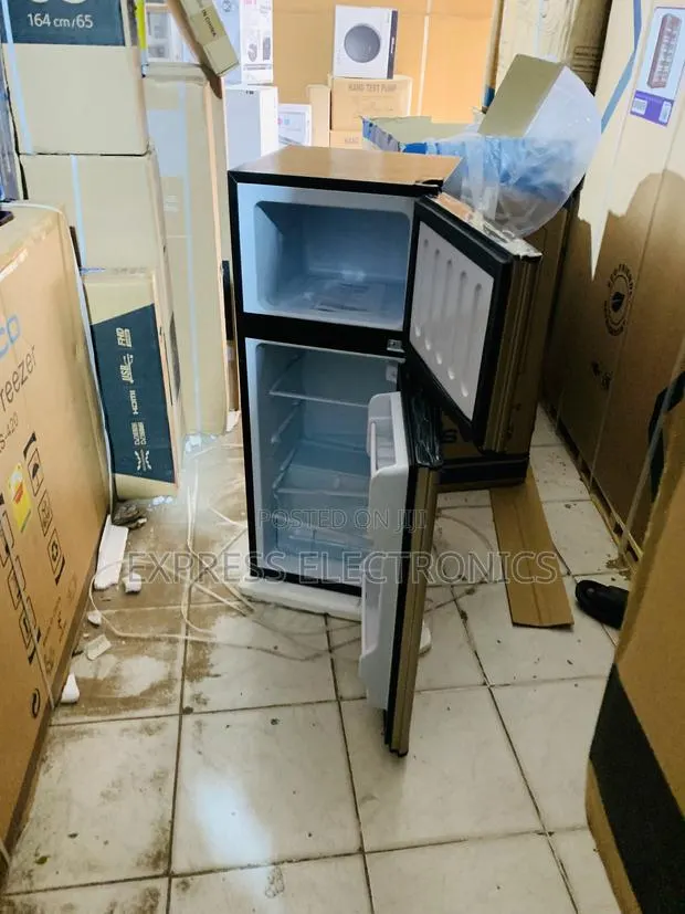 Very Affordable Nasco NASF2-13FL 112L Double Door Top Freezer Fridge · Photo 1