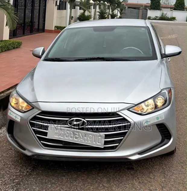 Hyundai Elantra 2017 Gray · Photo 1