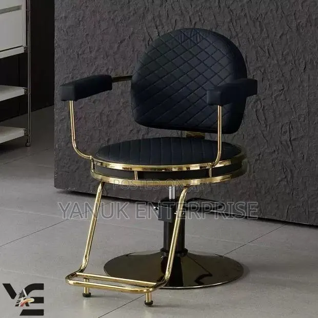 Gold Salon Chair · Photo 1