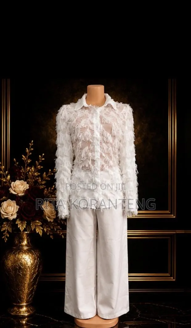 UK White Feather Shirt + Trousers Set Size 16 · Photo 1