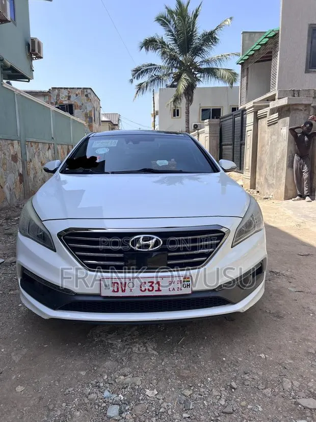 Hyundai Sonata Limited 2.0T Seban (2.0L 4cyl 6A) 2017 White · Photo 1