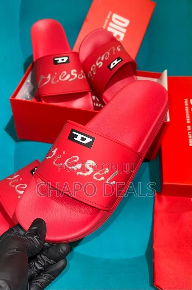 DIESEL Slides “Red” Size: 39 40 41 42 43 44 · Photo 1