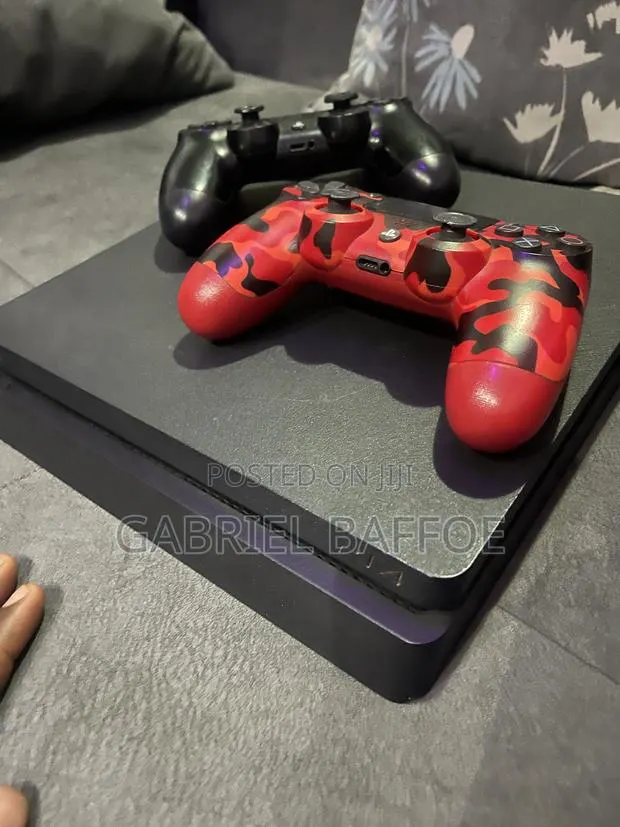 PS4 Slim With Controllers and Games 500GB With 3 Games · Photo 1