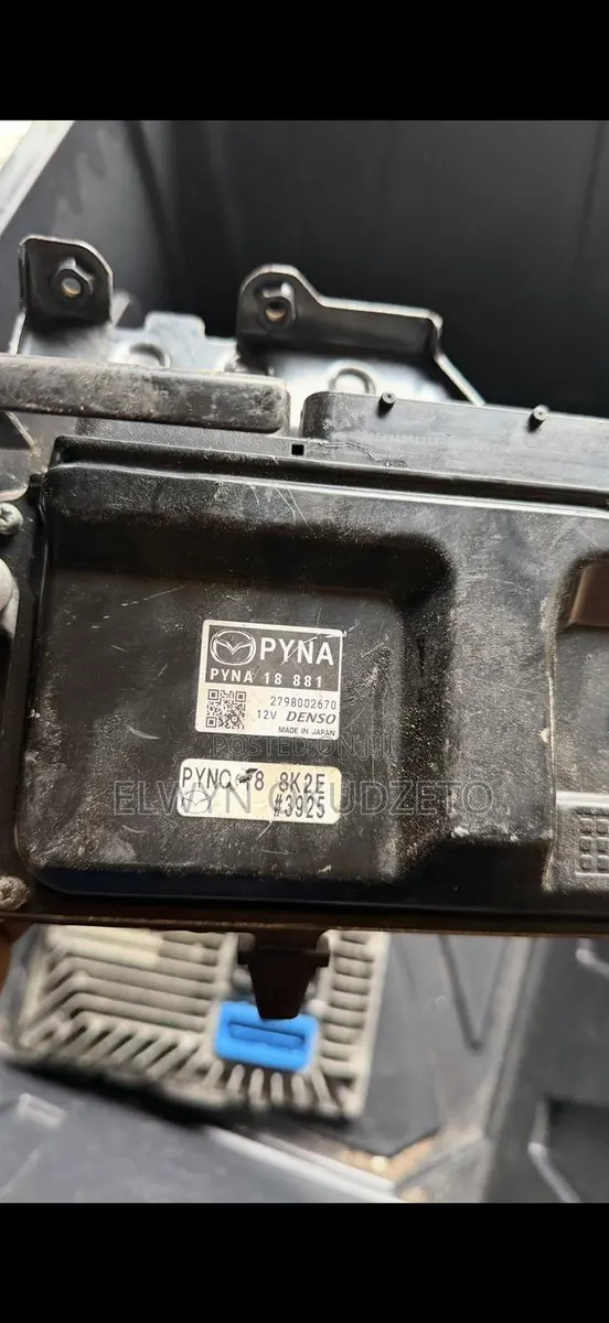 2017 Mazda Cx5 Control Board · Photo 1