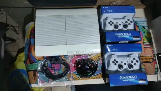 Play Station 3 White · Photo 1