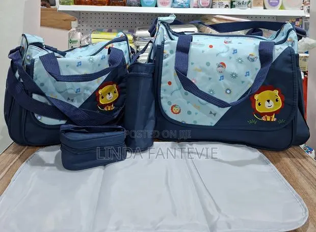 Diaper Bag · Photo 2