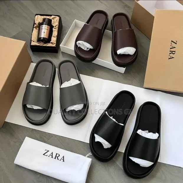 Zara Slippers · Photo 1