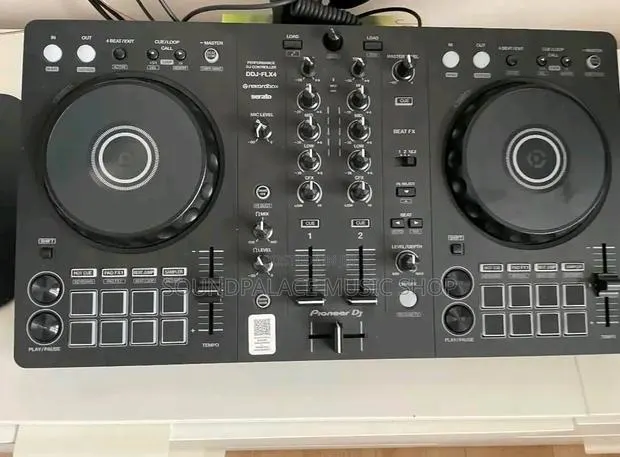 Pioneer DJ DDJ-FLX4 2-Channel DJ Controller · Photo 1