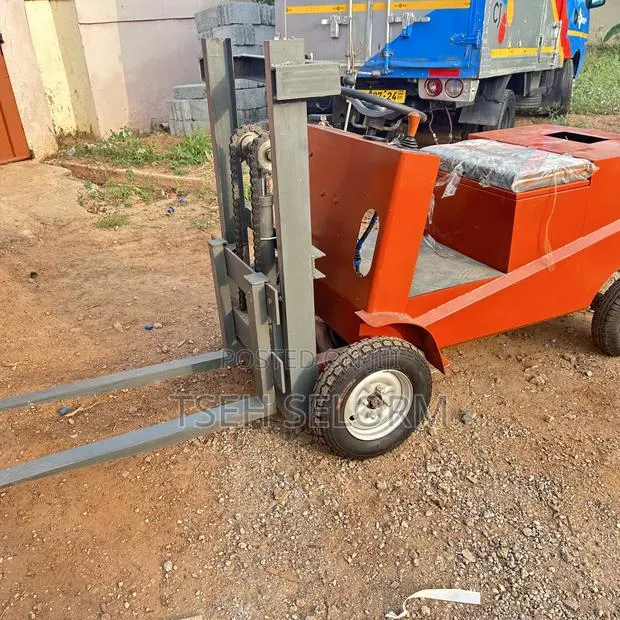 Mini Block Forklift · Photo 1