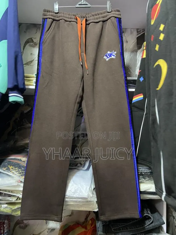 Brown Jogger Pants · Photo 1