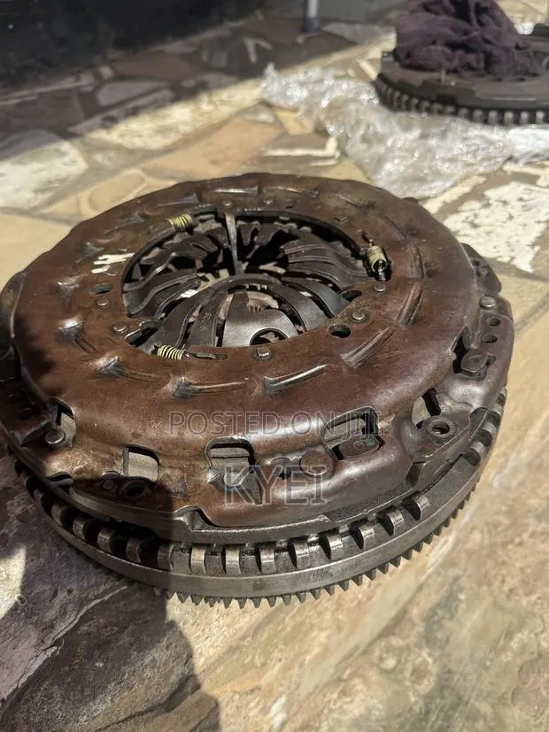 Sorento Complete Flying Wheel · Photo 1