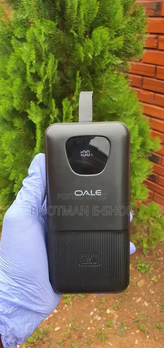 (7 Port) Fast Charge Power Bank 40,000mah Capacity · Photo 1