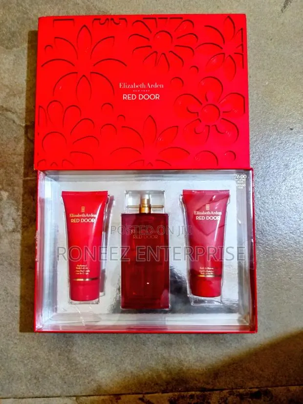 Elizabeth Arden Red Door 100ml Gift Set · Photo 1