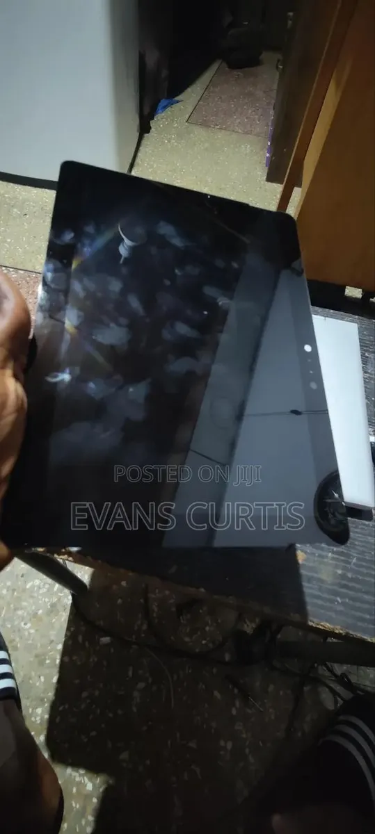 Microsoft Surface Go 1 Original Screen · Photo 1