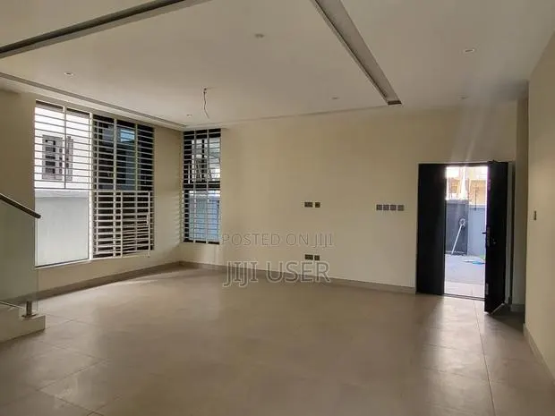 4bdrm House in Devtraco Road, Accra Metropolitan for sale · Photo 1