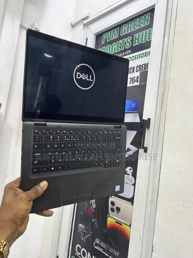 Laptop Dell Latitude 5300 8GB Intel Core i7 SSD 256GB · Photo 1