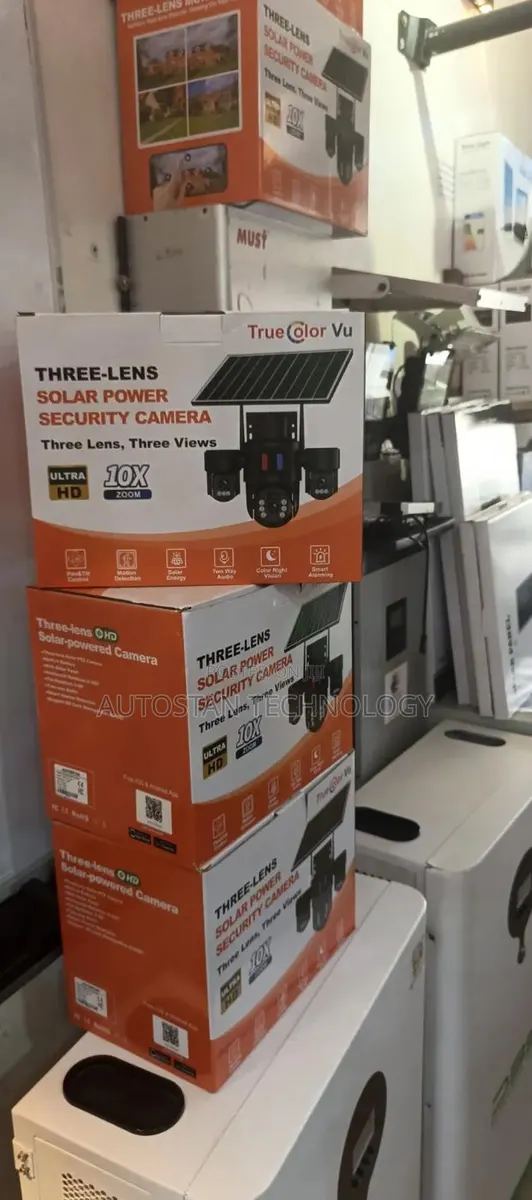 3lens Solar CCTV Camera With 15mp · Photo 1
