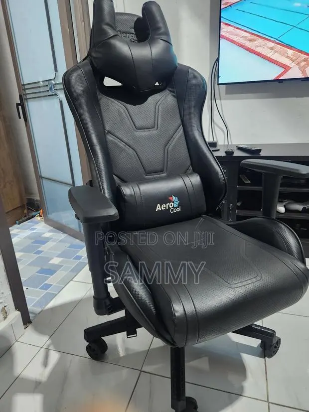 Aero Cool Authentic Leather Home Use Gaming Chair · Photo 1