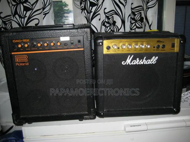 Marshall Mg Mg15cd 2-Channel Roland Guitar Amp Dac-15x Jack Input · Photo 1