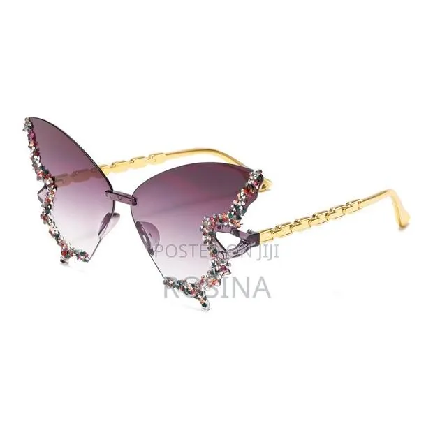 Fashion Black Sunglasses for Women · Photo 1