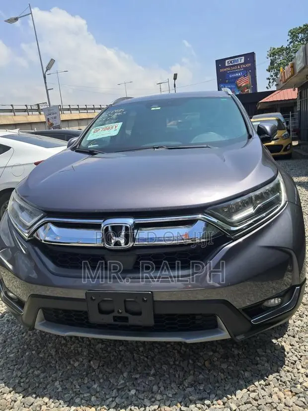 Honda CR-V Touring AWD 2019 Gray · Photo 1