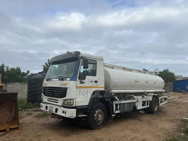 Water Tanker · Photo 1