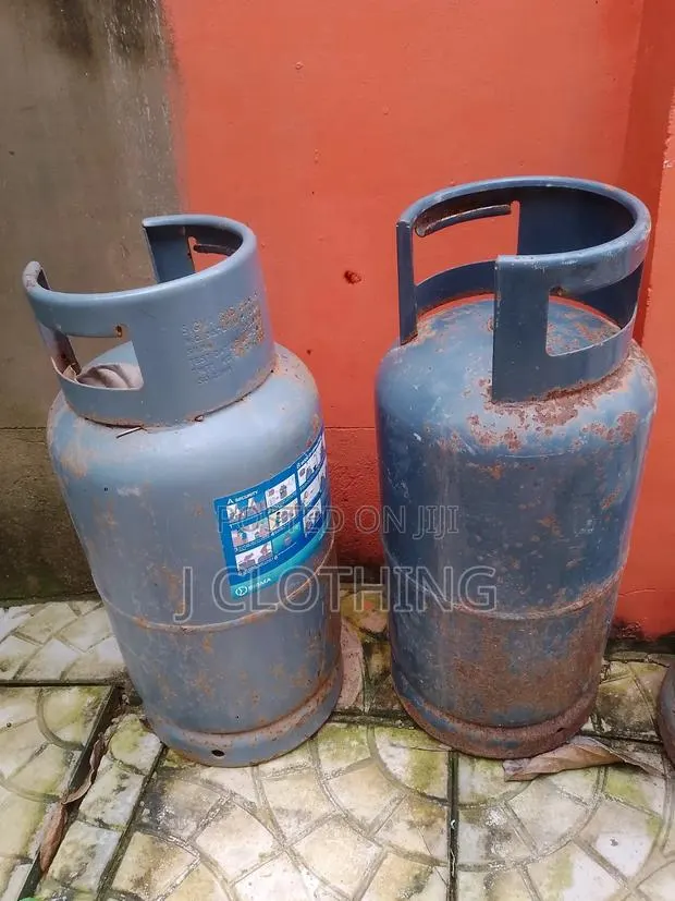 Gas Cylinder · Photo 1
