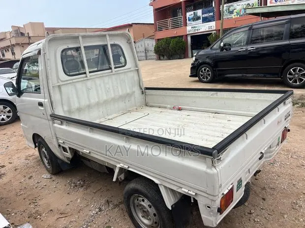 Daihatsu Hijet · Photo 1