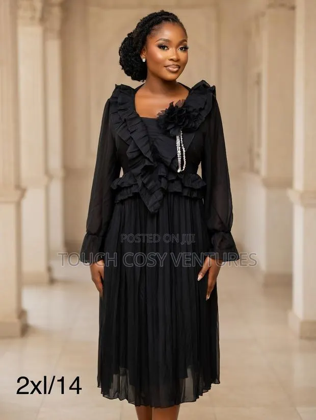 Midnight Ruffle Queen Midi Dress (2xl/Uk 14) · Photo 1
