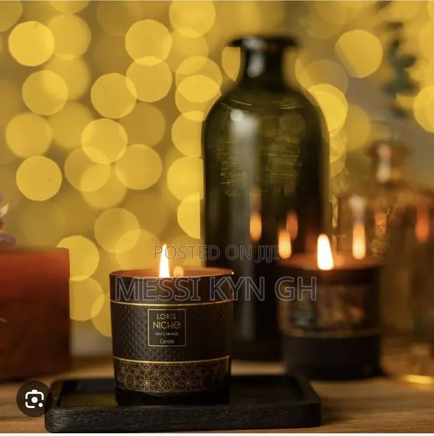 Loris Niche Candle · Photo 1