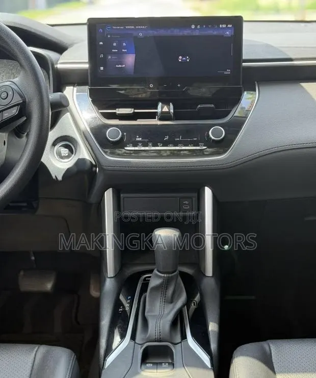 Toyota Corolla Cross XLE AWD 2023 Black · Photo 1