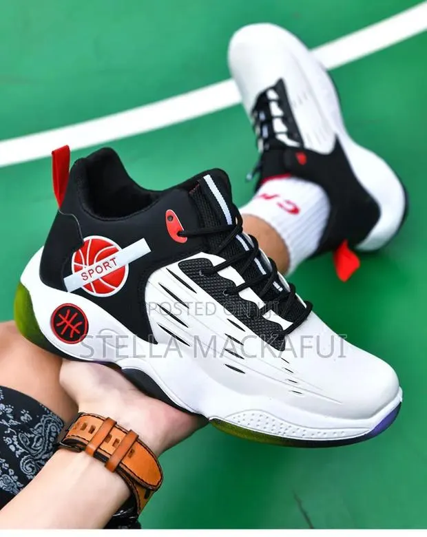Beautiful Basketball Sneakers Sizes 40 Only · Photo 1