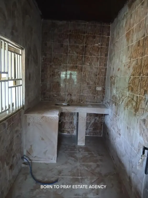 2bdrm Apartment in Born To Pray Estate, Ejisu-Juaben Municipal for rent · Photo 1